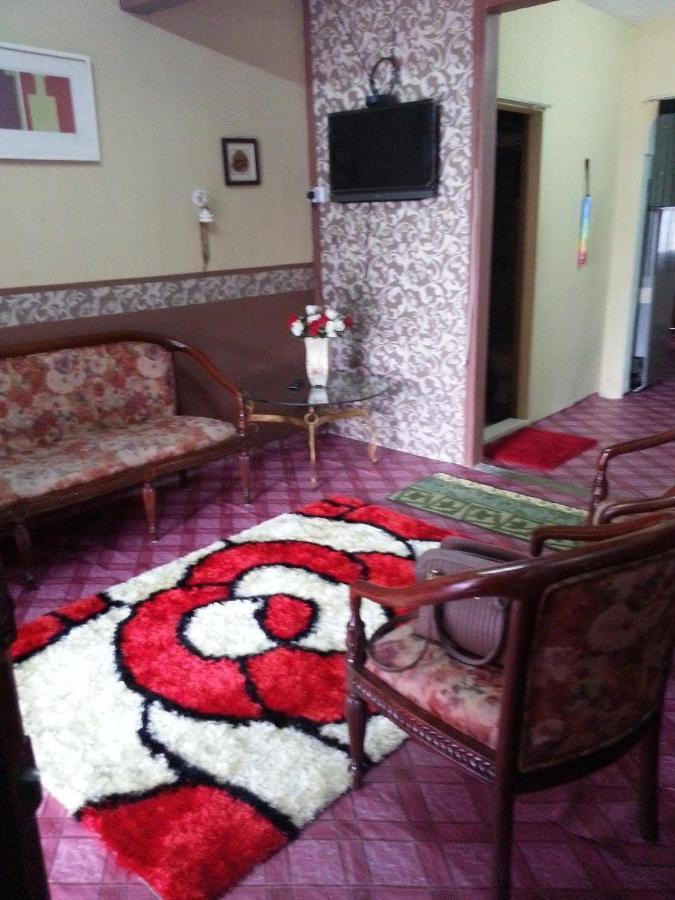 Homestay Sri Perhentian Pontian Pontian Kecil Εξωτερικό φωτογραφία